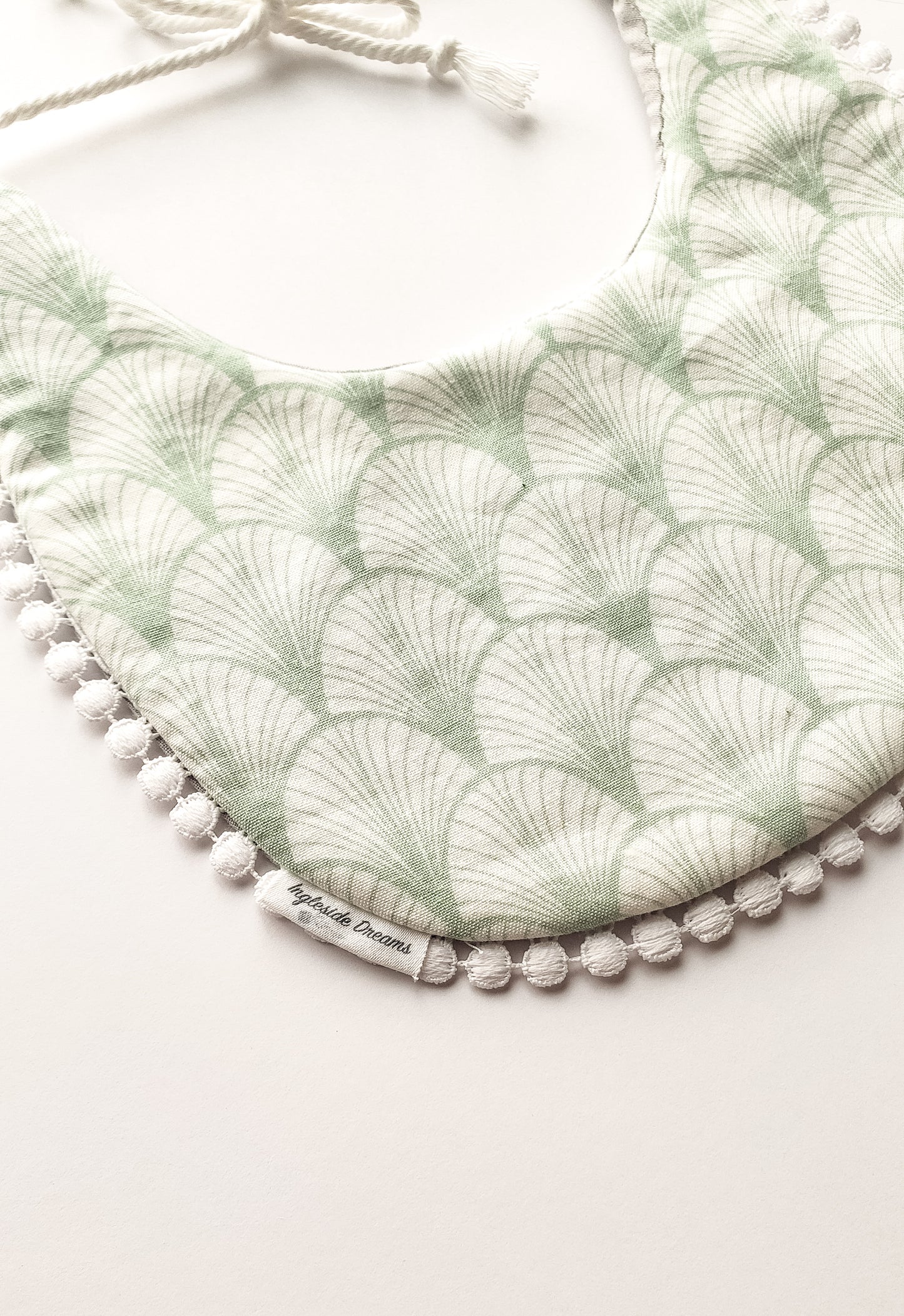 The {Iris} Reversible Baby Bib